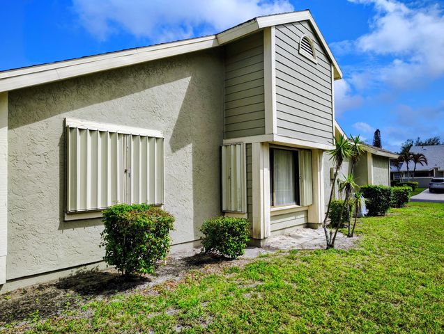 1501 SE Dewberry Court, Port St. Lucie, Port St Lucie, FL 34952