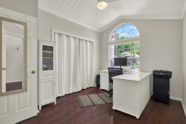 9042 BRELAND DRIVE, Tampa, FL 33626