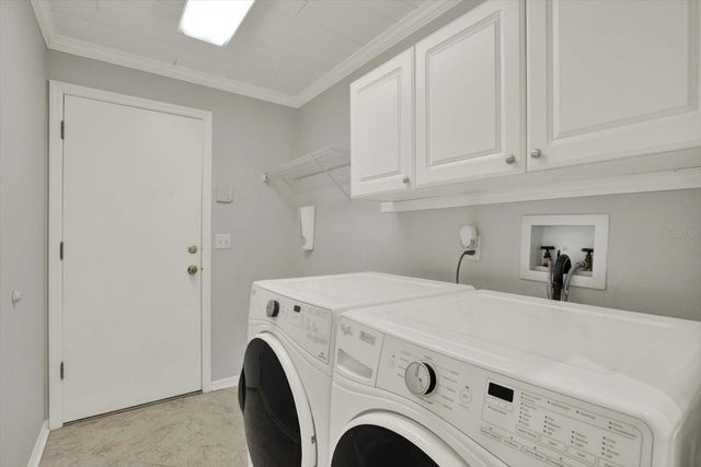 9042 BRELAND DRIVE, Tampa, FL 33626