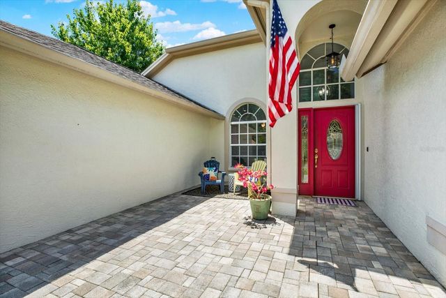 9042 BRELAND DRIVE, Tampa, FL 33626