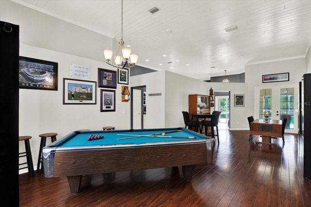 9042 BRELAND DRIVE, Tampa, FL 33626