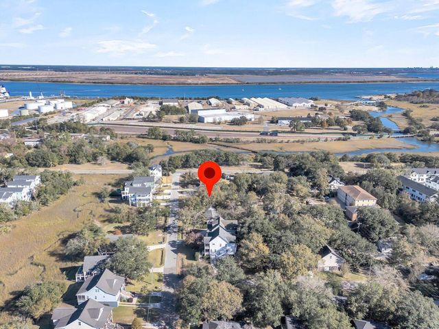 1055 Glenshaw Street, North Charleston, SC 29405