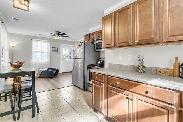 1055 Glenshaw Street, North Charleston, SC 29405