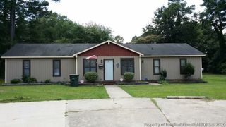 1437 Artesian Court, Fayetteville, NC 28304