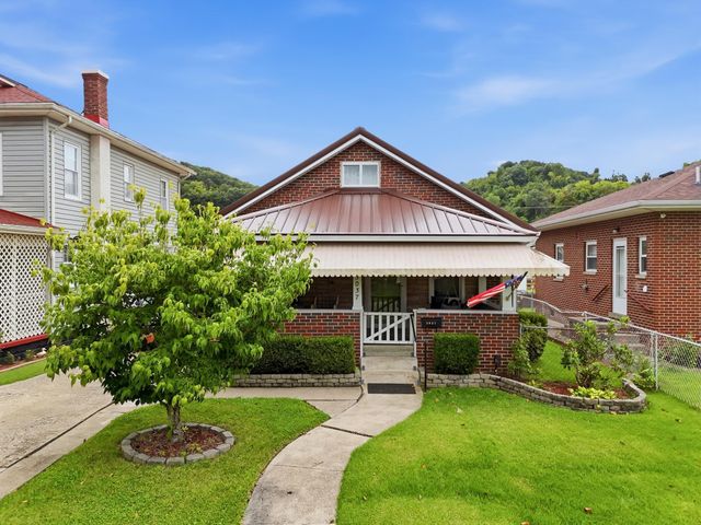 3037 Hughes Street, Huntington, WV 25704