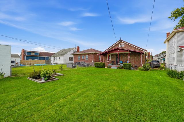 3037 Hughes Street, Huntington, WV 25704