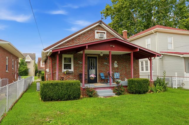3037 Hughes Street, Huntington, WV 25704