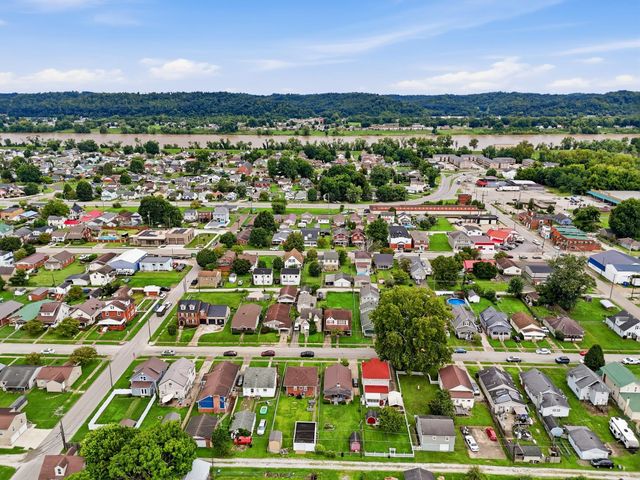 3037 Hughes Street, Huntington, WV 25704