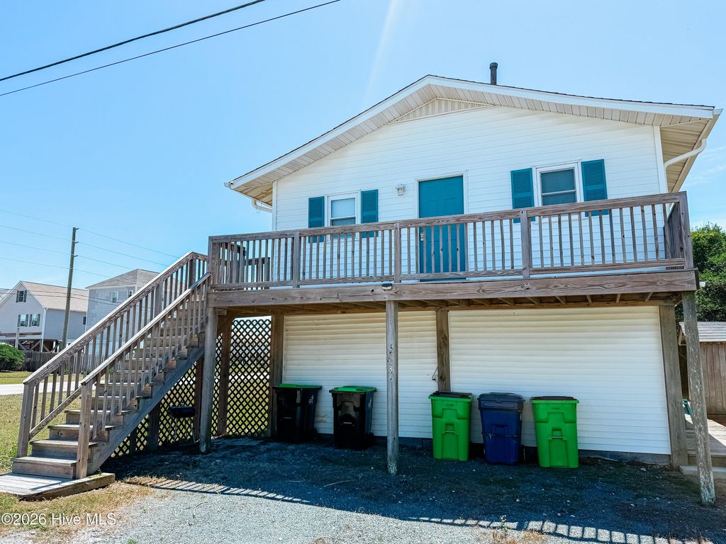6703 13th Avenue, N Topsail Beach, NC 28460