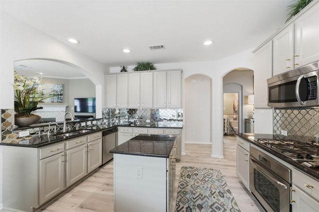 6222 Ledger Lane, Missouri City, TX 77459