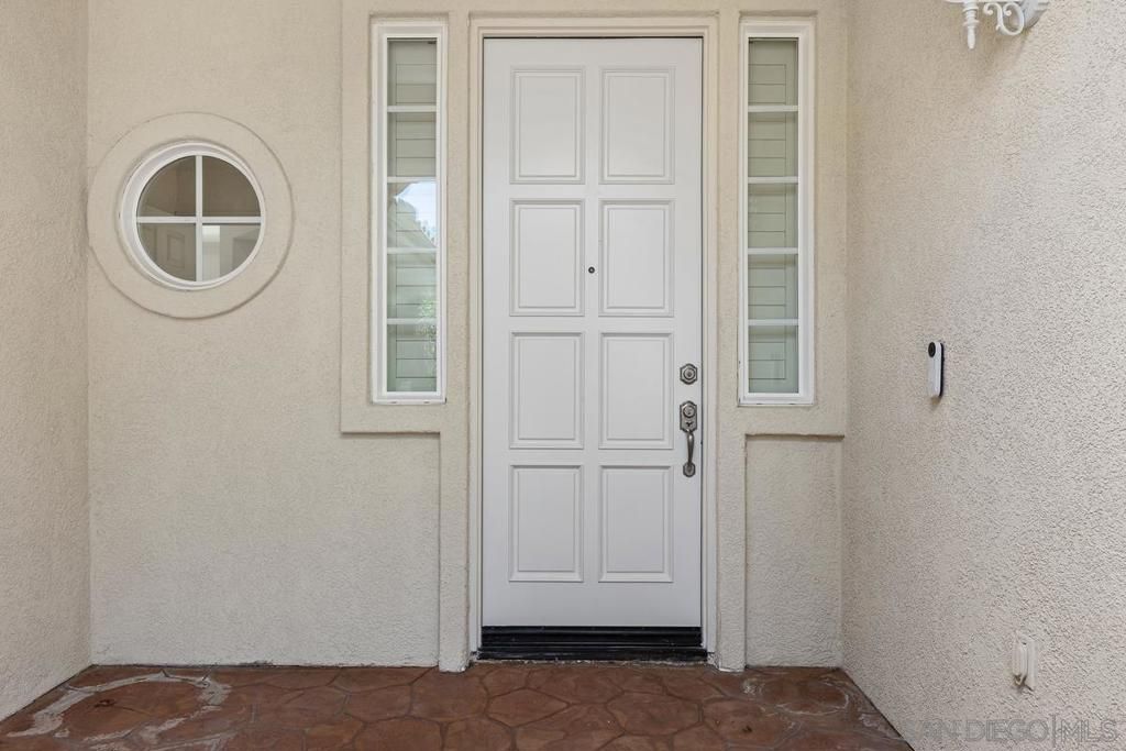 672 Inverlochy Dr, Fallbrook, CA 92028 — photo 4
