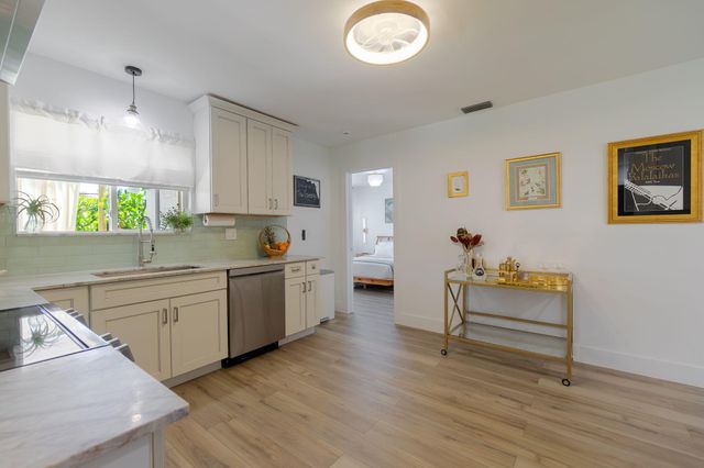 246 NE 14th Street, Delray Beach, FL 33444