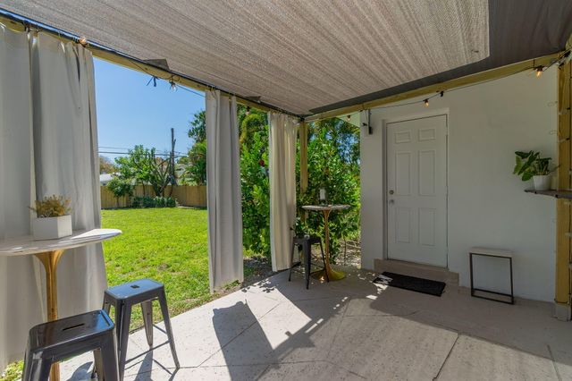 246 NE 14th Street, Delray Beach, FL 33444