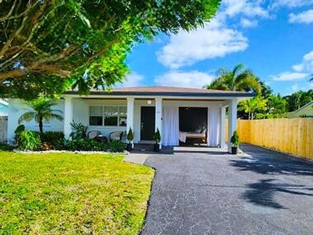 246 NE 14th Street, Delray Beach, FL 33444