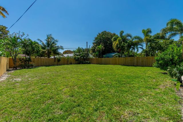 246 NE 14th Street, Delray Beach, FL 33444
