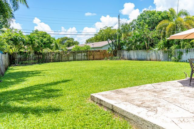 246 NE 14th Street, Delray Beach, FL 33444