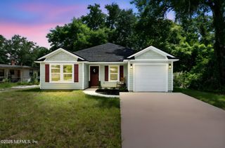 127 AZALEA Circle, Palatka, FL 32177