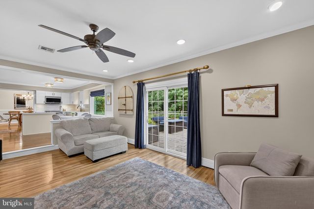 75 HAWTHORNE LN, Phoenixville, PA 19460