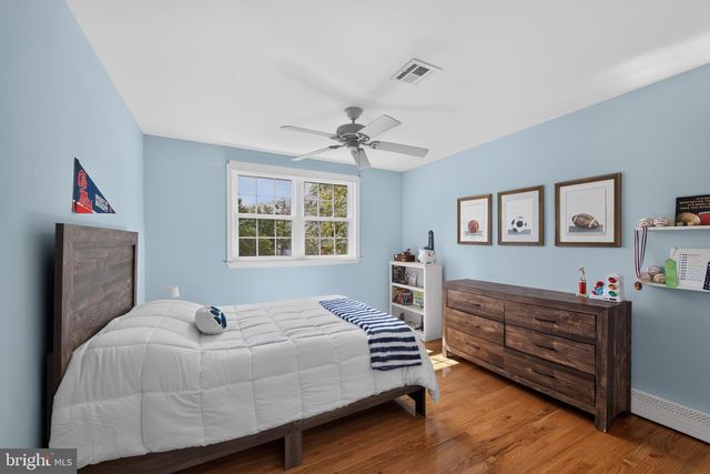 75 HAWTHORNE LN, Phoenixville, PA 19460