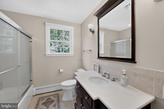 75 HAWTHORNE LN, Phoenixville, PA 19460