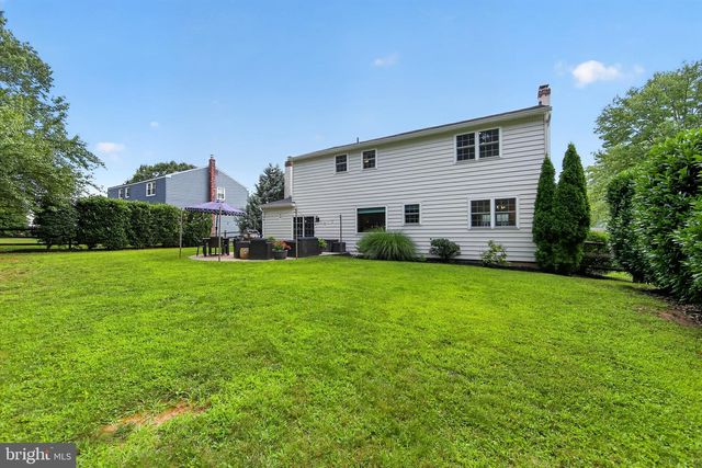 75 HAWTHORNE LN, Phoenixville, PA 19460