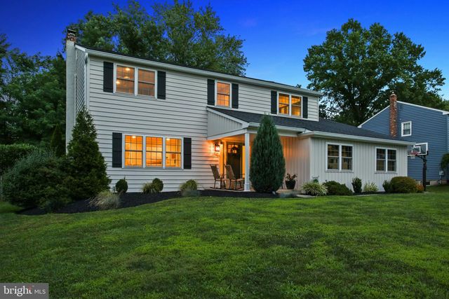 75 HAWTHORNE LN, Phoenixville, PA 19460