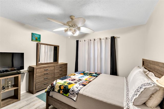 800 Patricia Street, Irving, TX 75060