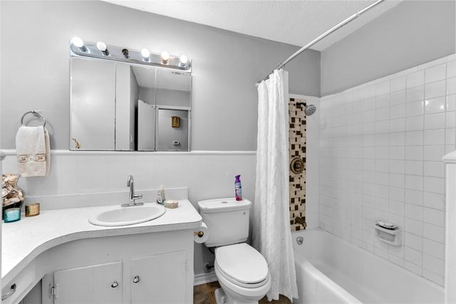 800 Patricia Street, Irving, TX 75060