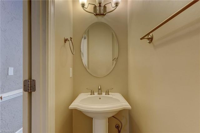 4400 Natural Lake Court, Greensboro, NC 27410
