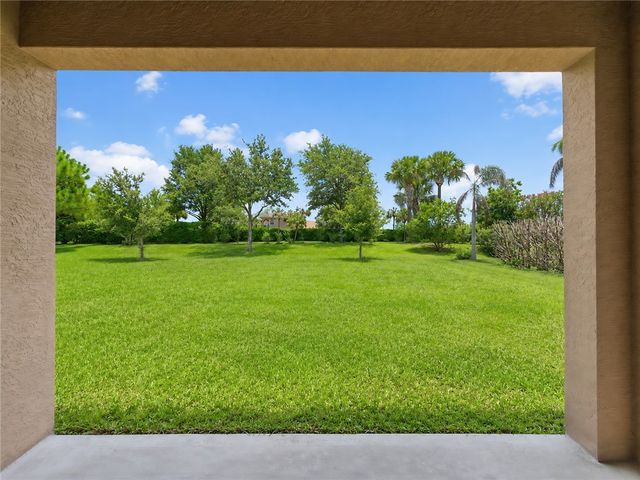 3330 Rockport Street SW, Vero Beach, FL 32968