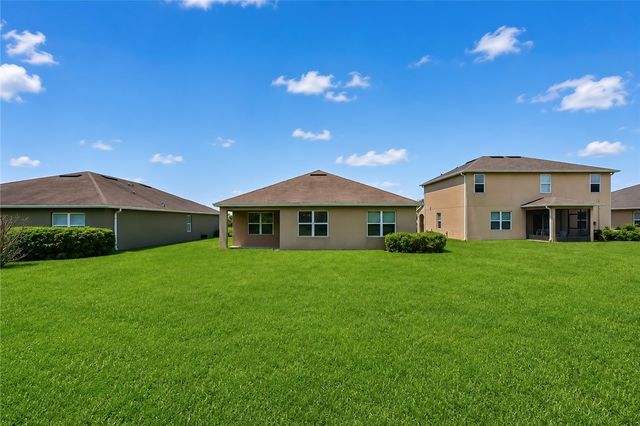 3330 Rockport Street SW, Vero Beach, FL 32968