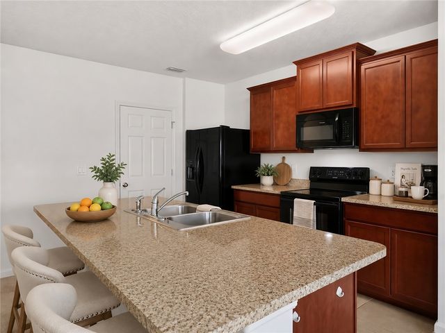3330 Rockport Street SW, Vero Beach, FL 32968