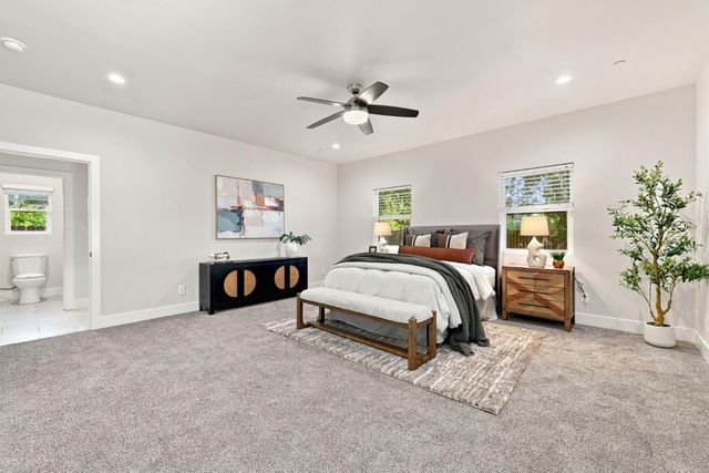 5027 Engle Rd, Carmichael, CA 95608