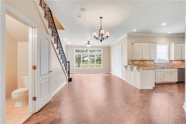 2712 S Everest Avenue, Rogers, AR 72758