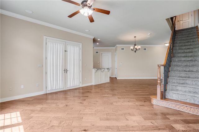 2712 S Everest Avenue, Rogers, AR 72758