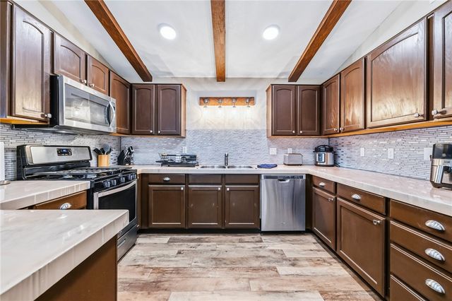 2403 Castle Rock Circle, Bullhead City, AZ 86442