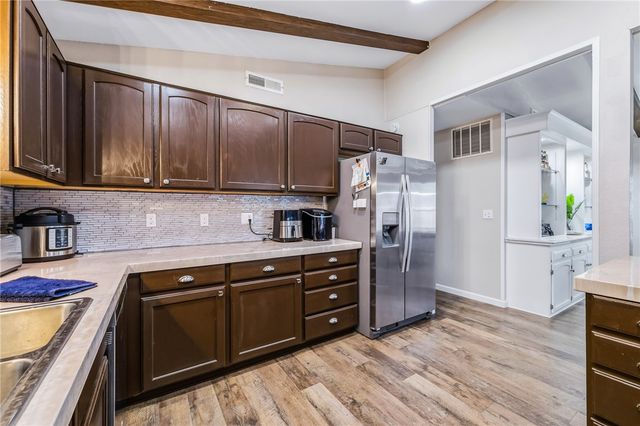 2403 Castle Rock Circle, Bullhead City, AZ 86442