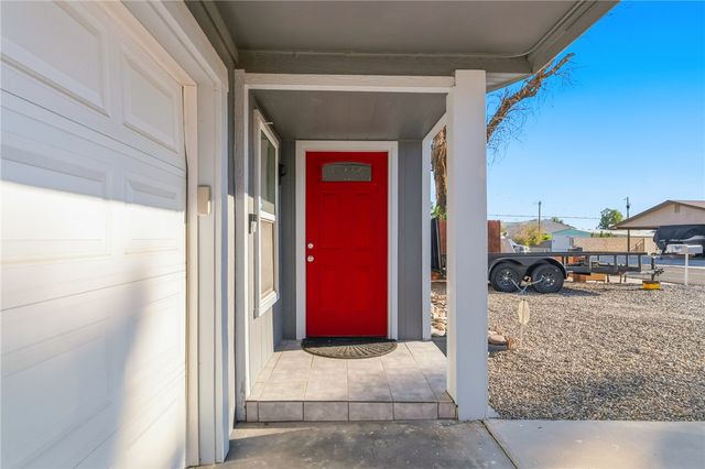 2403 Castle Rock Circle, Bullhead City, AZ 86442