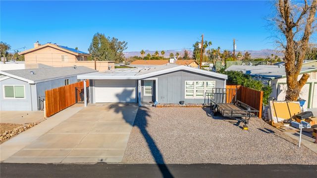 2403 Castle Rock Circle, Bullhead City, AZ 86442
