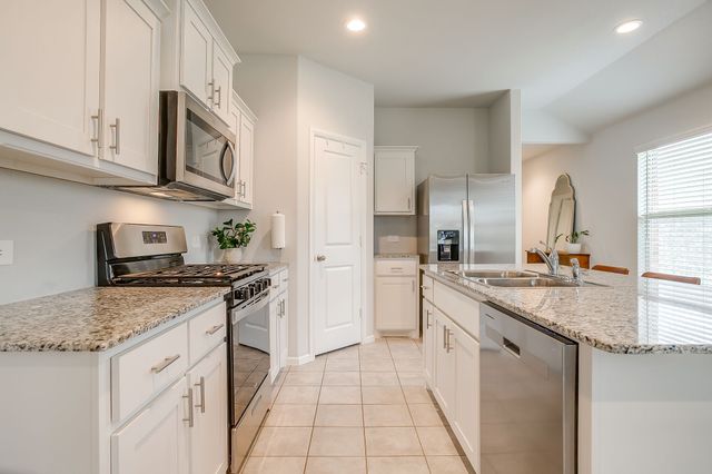 13525 Stage Coach Lane, Cresson, TX 76035