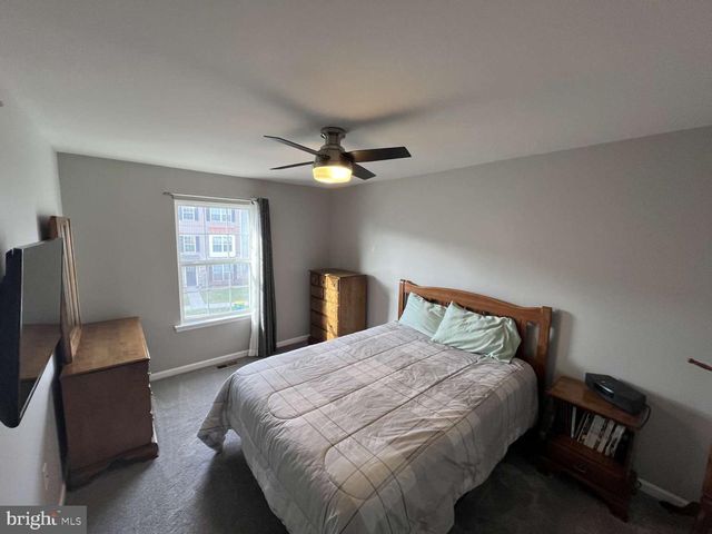4475 WILD ORCHID LN, Enola, PA 17025