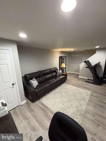 4475 WILD ORCHID LN, Enola, PA 17025