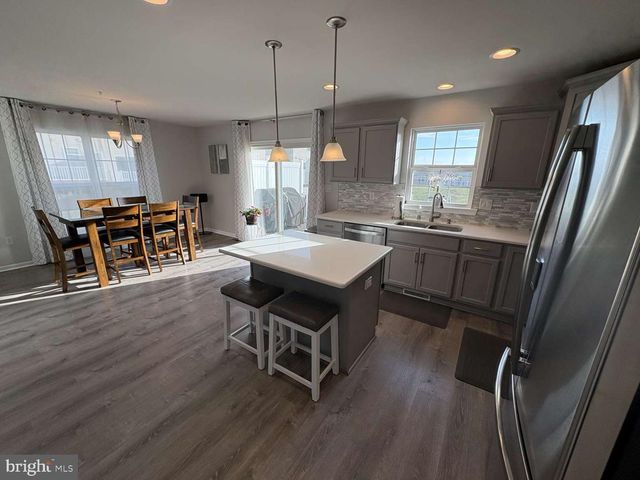 4475 WILD ORCHID LN, Enola, PA 17025