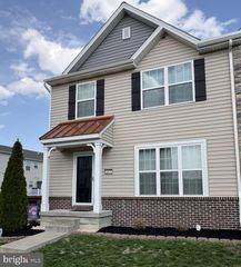 4475 WILD ORCHID LN, Enola, PA 17025