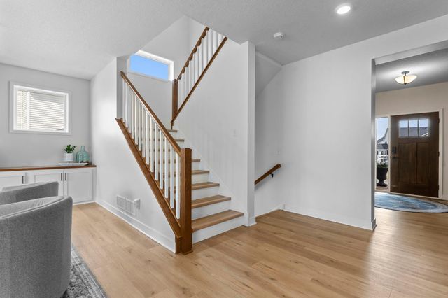 20391 Greengate Court, Lakeville, MN 55044