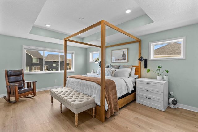 20391 Greengate Court, Lakeville, MN 55044