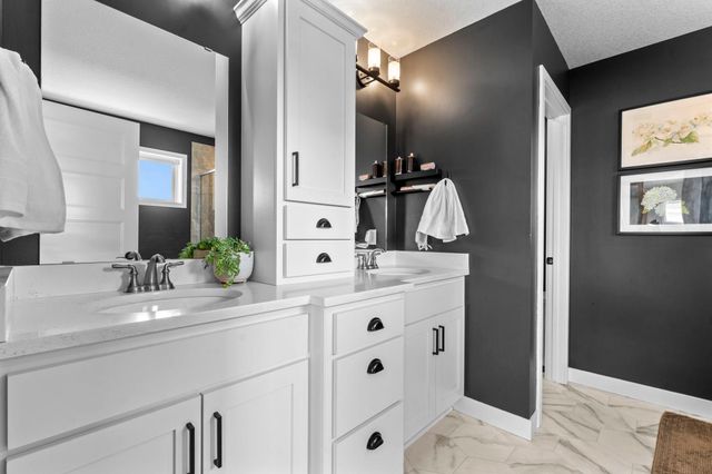 20391 Greengate Court, Lakeville, MN 55044