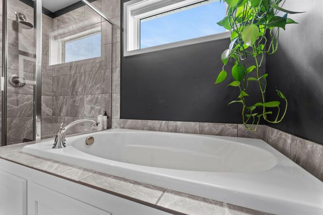 20391 Greengate Court, Lakeville, MN 55044