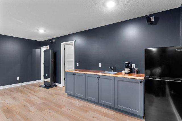 20391 Greengate Court, Lakeville, MN 55044