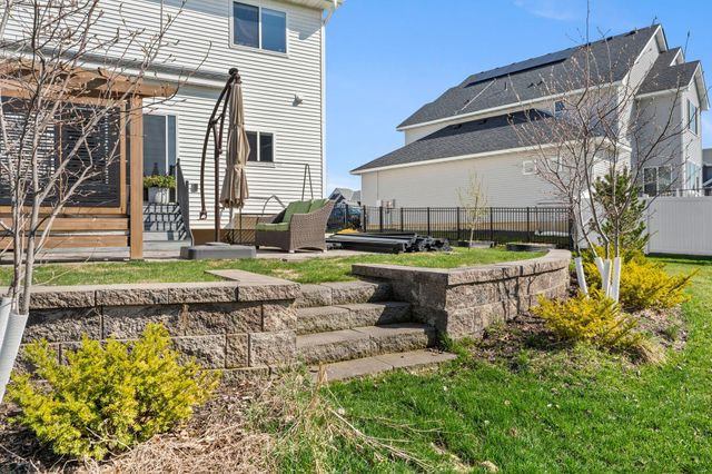 20391 Greengate Court, Lakeville, MN 55044